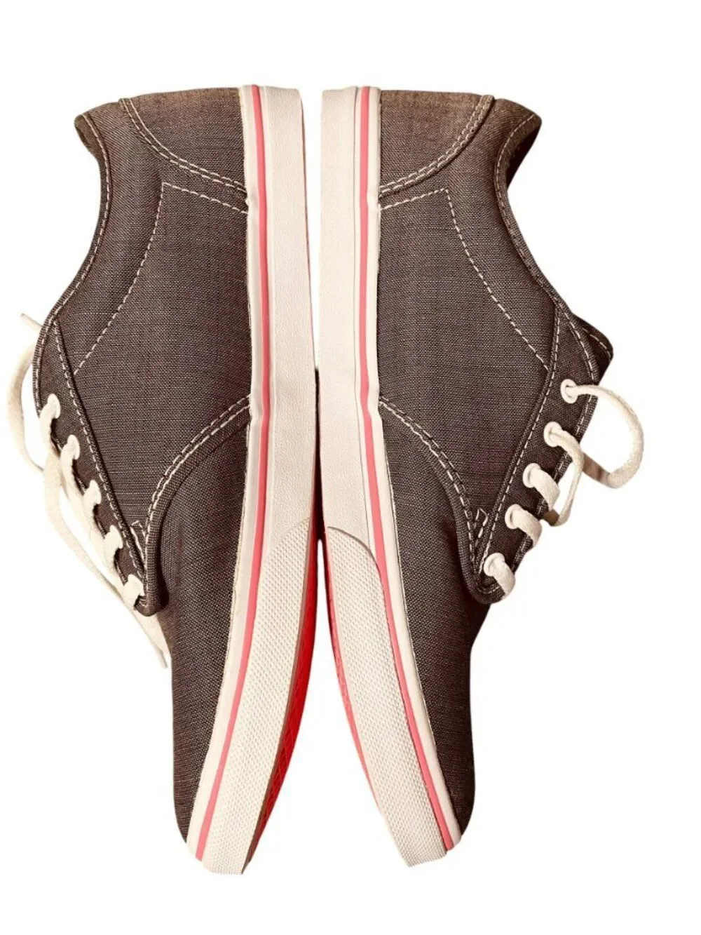 Van’s Women’s Classic Low Top Grey/Pink Sneakers